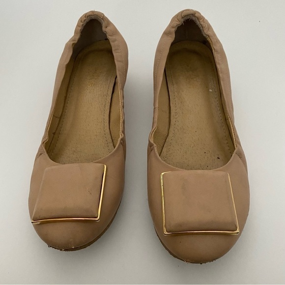 Badura buckle pumps slip-on pink beige leather size 37 EU 6.5 US - Picture 1 of 7